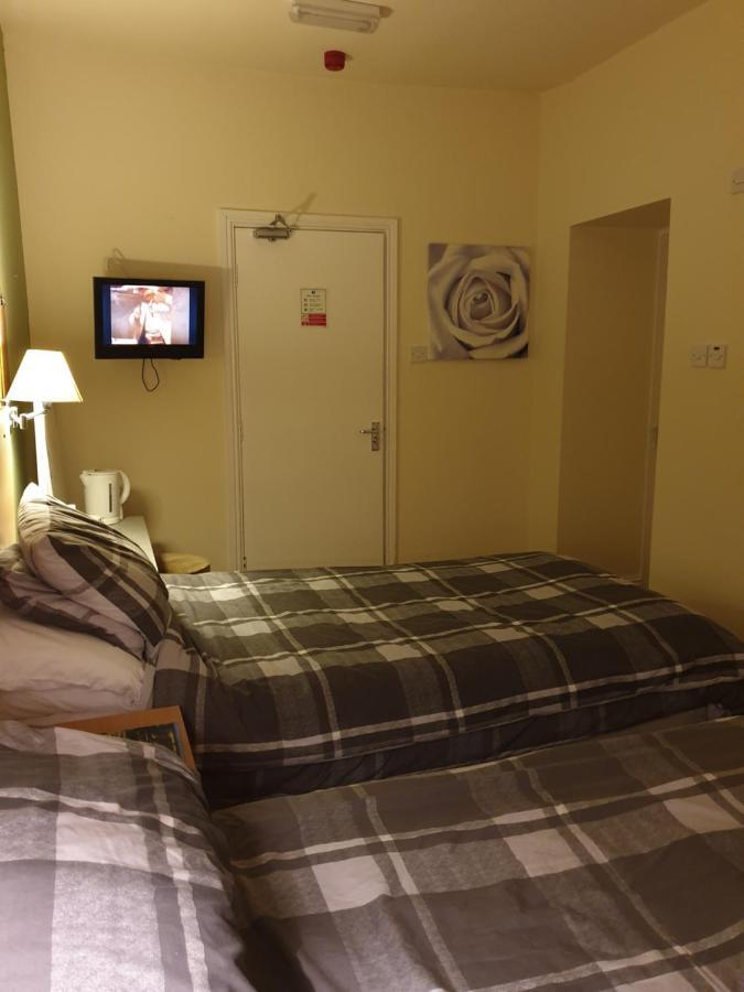 The Shady Oak Country Inn Taxal Екстериор снимка